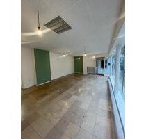 Ladenlokal im Zentrum von Püttlingen