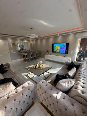 Foto - 4-Zimmer-Wohnung – modern, kernsaniert, Balkon & PKW-Stellplatz