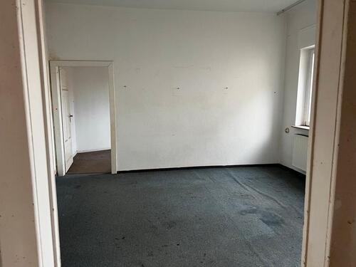 Foto - Grundstück mit Altbestand 3 WE - 175.000,00&nbsp;EUR Kaufpreis, ca.&nbsp; 220,00&nbsp;m&sup2;