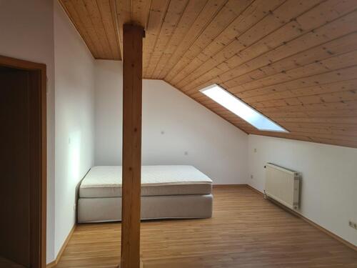 Foto - 1 Zimmer Dachgeschoßwohnung zur Miete in Bad Birnbach