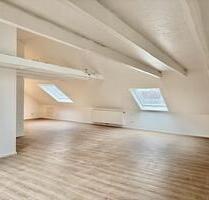 Helle renovierte Dachgeschosswohnung - Köln Rodenkirchen