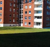 3 Zimmer Küche Bad Balkon Keller Erdgeschoß Wohnung - Bünde