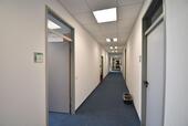 Foto - Ab dem 01.09.2024! Gepflegte Gewerbeeinheit mit 10 TG-Stlpl. in Lierenfeld