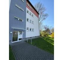 Helle 2-Zimmer-Wohnung mit Balkon und modernem Tageslichtbad - Essen Stadtbezirk VI