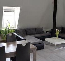 3 Zimmer Dachgeschosswohnung mit EBK - Wuppertal