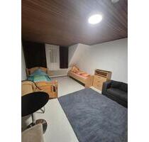 Montörzimmer zu vermieten - 400,00 EUR Kaltmiete, ca.  60,00 m² in Bruchmühlbach-Miesau (PLZ: 66892)