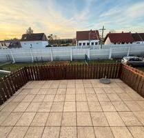 Kernsanierte lichtdurchflutete 2-Zimmer Wohnung mit Balkon - Homburg