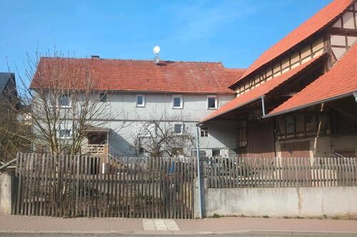 Foto - 10 Zimmer Mehrfamilienhaus, Wohnhaus in Knüllwald