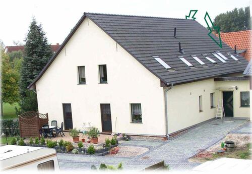 Foto - 2-Zimmer-Wohnung mit EBK, Carport & Vierkanthof-Idylle 