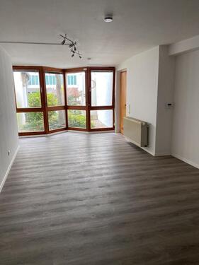 Foto - Helle, großzügige 2-Zimmer-Wohnung mit Blick ins Grüne