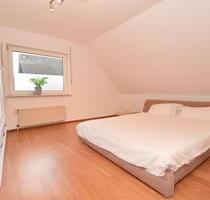 Dachgeschosswohnung mit Garage in ruhiger Siedlungslage in Markhausen - Friesoythe