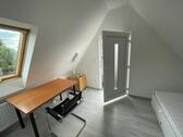Foto - 1 Zimmer Dachgeschoßwohnung zur Miete in Buckenhof