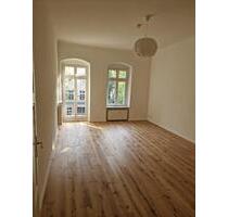 Provisionsfrei bezugsfrei renovierter Altbauwohnung in Arkonakiez - Berlin Pankow
