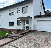 Wunderschöne 4 Zimmer Erdgeschosswohnung - Bieberehren