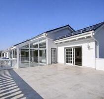 Exclusive 155m² Luxuswohnung mit FBH, Kamin, Klimaa. und Garten - Großbeeren