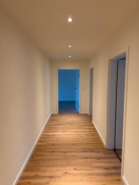 Foto - Neu sanierte 4-Zimmer-Wohnung - 425.000,00&nbsp;EUR Kaufpreis, ca.&nbsp; 109,00&nbsp;m&sup2;