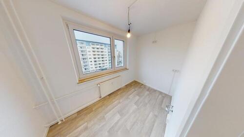 Foto - NEU sanierte 2-Raum-Wohnung direkt im Zentrum