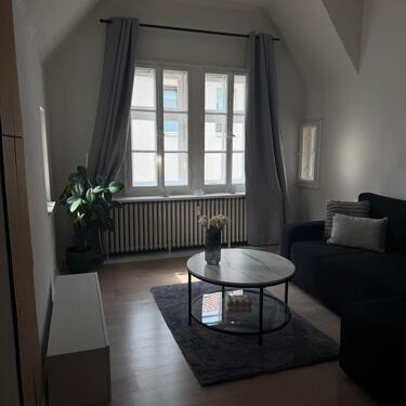 Foto - Zweizimmerwohnung - 1.065,00&nbsp;EUR Kaltmiete, ca.&nbsp; 63,00&nbsp;m&sup2;