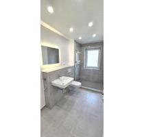 Hofheim: Sanierte 3-Zi -EG-Wohnung, 2 Balkone, ca. 102 m² - Hofheim am Taunus