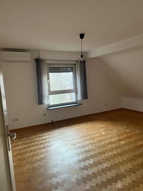 Foto - Dachgeschoßwohnung in Ludwigshafen am Rhein zur Miete