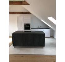 Traumhafte 3 ZKB Dachgeschosswohnung in Augsburg-Göggingen