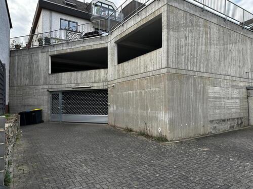 Foto - Tiefgaragenstellplatz Nr. 40 - 70,00 EUR Miete,