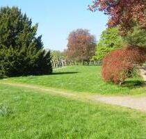 Für den anspruchsvolle Single: helle 80qm mit Südbalkon an kleiner Privatstr. im Staden - Saarbrücken Eschberg