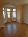 Foto - 'Neu' sehr schöne 2 und 4 Raumwohnungen z.B. 2-Raum 75qm 1OG 383€ Kaltmiete mit Parkett und Erker