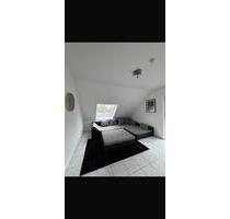 Helle 4-Zimmer-Wohnung mit großem Balkon | 88 m²“ - Paderborn Neuenbeken