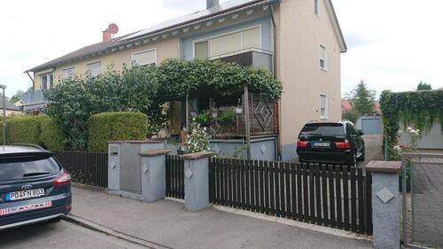 Foto - 3-Zi-Wohnung mit Hobbyraum, Garage und großen Gartenmitbenützung