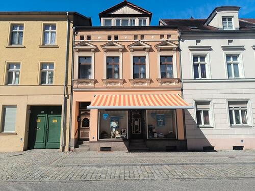Foto - Provisionsfrei ! Kapitalanlage mit Ladengeschäfft und 2 Wohnungen
