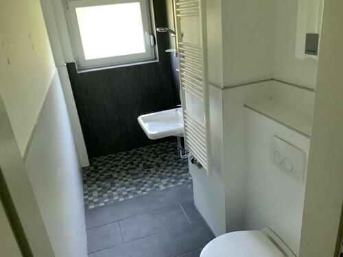 Foto - 3-Zimmer Wohnung mit ebenerdiger Dusche !