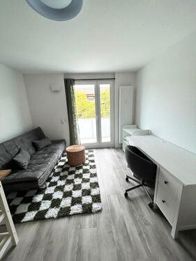 Foto - Voll möbliertes, neuwertiges Studenten-Apartment mit Balkon