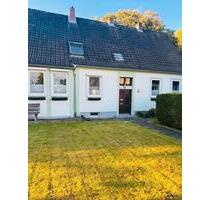 Doppelhaushälfte mit 2 Wohneinheiten - Wilhelmshaven Fedderwardergroden