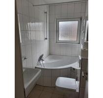 neuwertige 3 Zi-WG + Balkon in KR-Stadtmitte ab 01.05.2026 - Krefeld