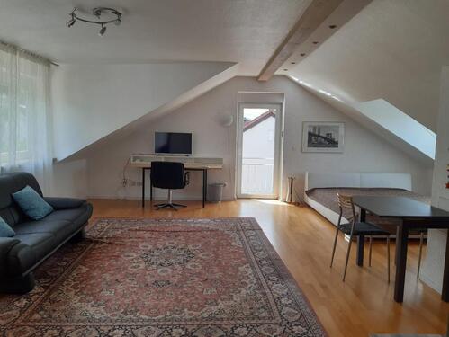 Foto - Apartment im DG eines Einfamilienhauses für StudentIn Pendler