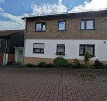 Einfamilienhaus mit großem Garten und schönem Kaminhaus - Delligsen