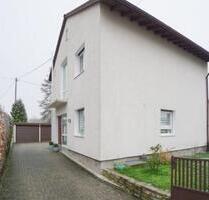 Freistehendes Einfamilienhaus mit Garten, Doppelgarage & Waldnähe - Kelkheim (Taunus)