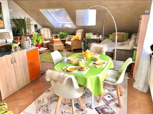 Foto - 1 Zimmer Dachgeschoßwohnung zur Miete in Schriesheim