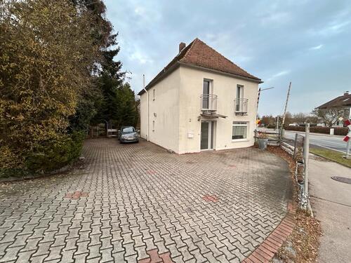 Foto - Kleines Häuschen mit großem Garten zu verkaufen