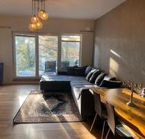 Moderne 3-ZI Wohnung 95m2 mit Balkon Aufzug und TG Stellplatz - Hamburg Wandsbek