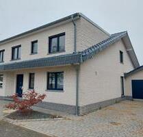Modernes und großzügiges Zweifamilienhaus in Gangelt