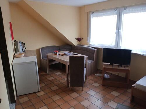Foto - Wohnen auf Zeit vollmöbiliert - 660,00 EUR Kaltmiete,