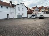 Foto - Große abgeschlossene Park- & Lagerfläche + großem Abstellraum