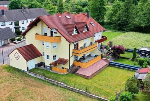 Foto - 6,5-Zimmer-Maisonette mit 166qm Haus-Charakter in Waldaschaff