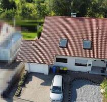Gepflegte 6 Zimmer-Maisonette Wohnung in sonniger Lage von Durchhausen