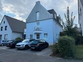 Foto - Geräumiges, preiswertes und gepflegtes 9-Zimmer-Mehrfamilienhaus