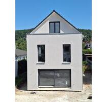 Bezugsfrei Feb. 2026 Einfamilienhaus mit Dachterrasse - Tegernheim