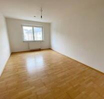 Schönes helles Zimmer in 2er Wohngemeinschaft mit Balkon - Nürnberg Gibitzenhof