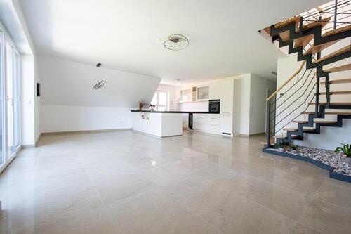 Foto - 4 Zimmer Etagenwohnung zum Kaufen in Annweiler am Trifels